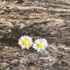 Daisy Earrings